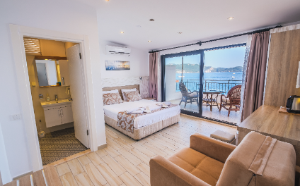 Deluxe – Deniz Manzaralı Triple